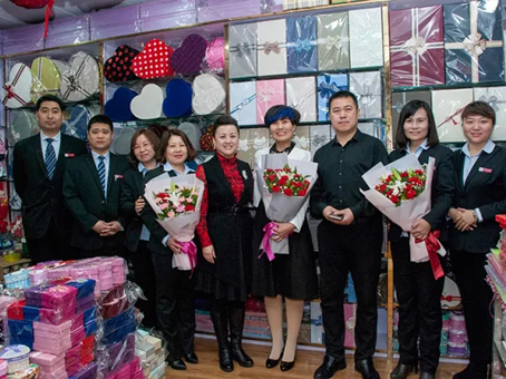 6966集团-不凡成就非凡,相信品牌的力量