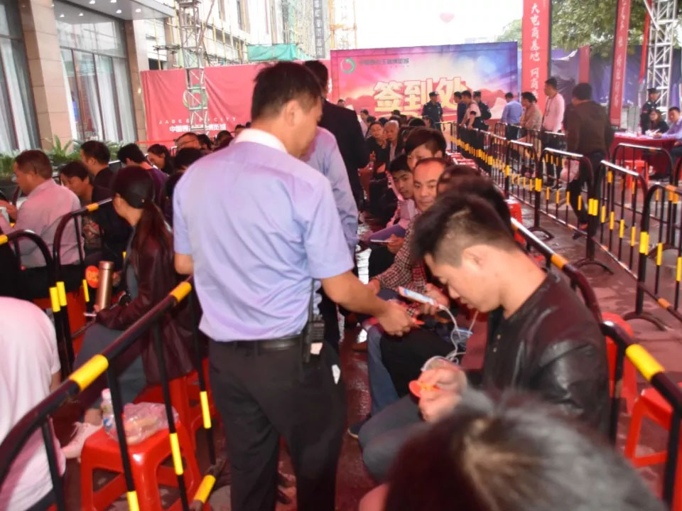 6966集团-不凡成就非凡,相信品牌的力量