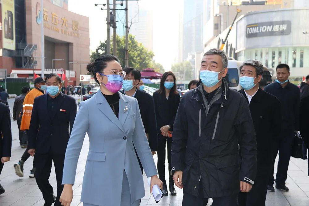 6966集团-不凡成就非凡,相信品牌的力量
